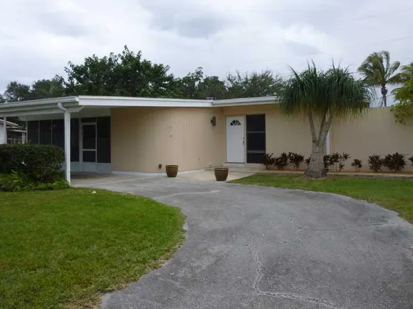 443 22nd St SE, Vero Beach, FL 32962