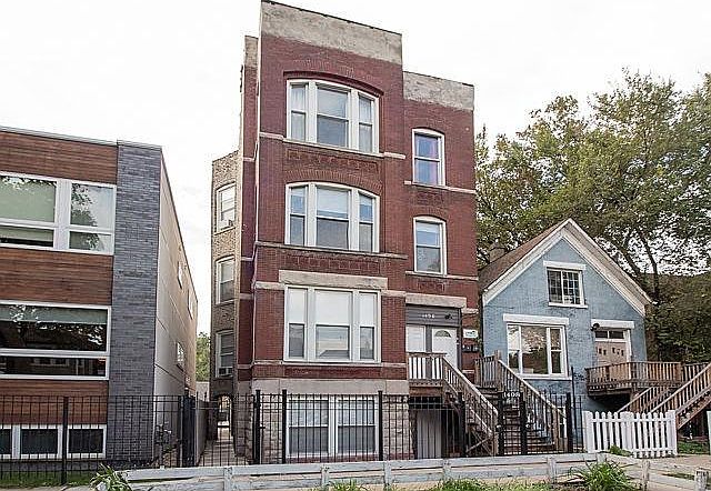 1st image of 1408 N Maplewood Ave #1