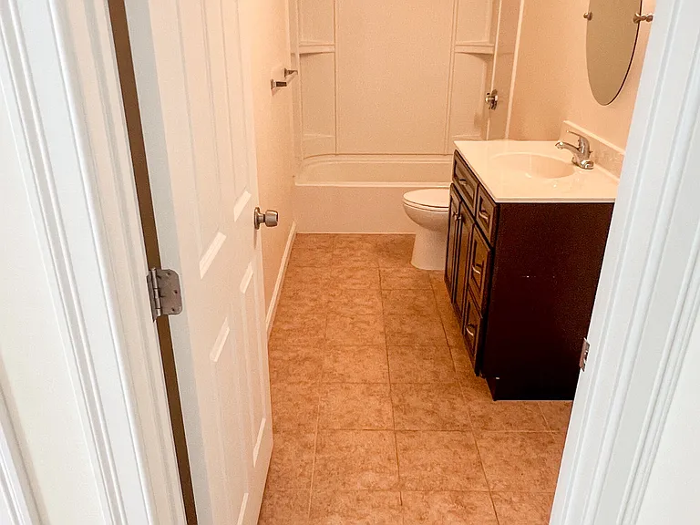 12 Trumbull St #14 — Photo 7