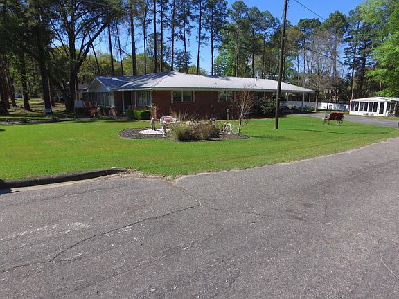 3rd image of 4320 2nd Ave