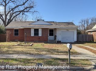 520 Overhill Dr, Arlington, TX 76010