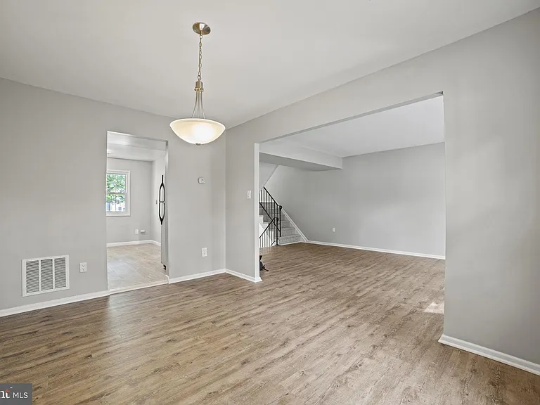 9328 Humphries Dr — Photo 4