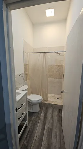 104 W Main St #2 Photo 1