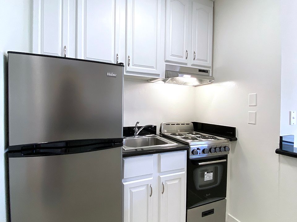 1st image of 200 Guerrero St #402