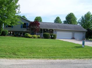 22102 66th Ave N, Port Byron, IL 61275