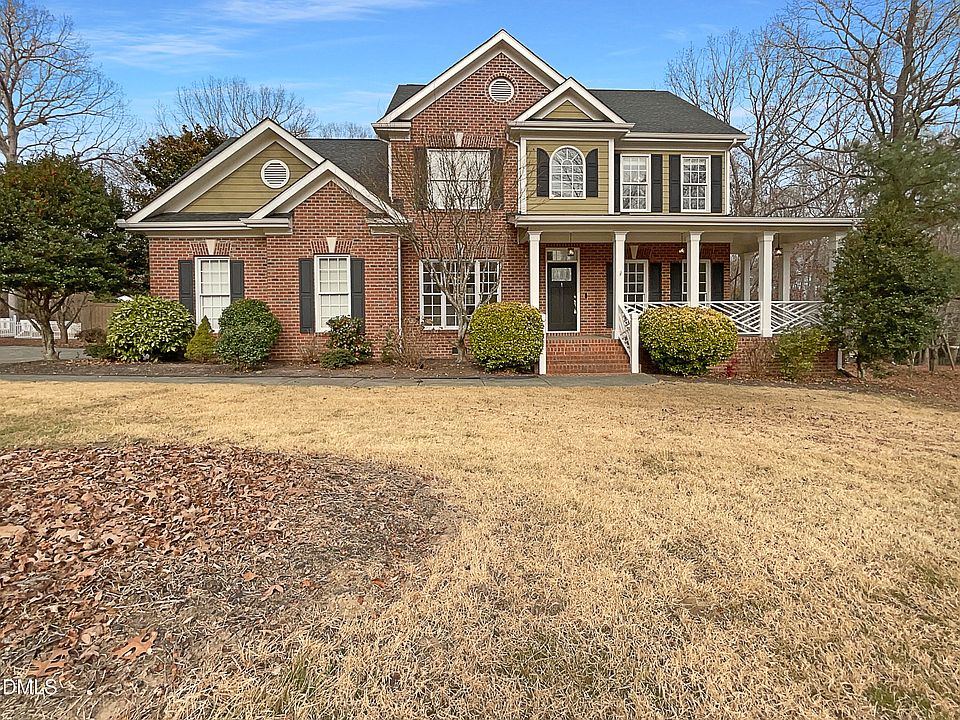 1st image of 45 Georgetown Woods Dr