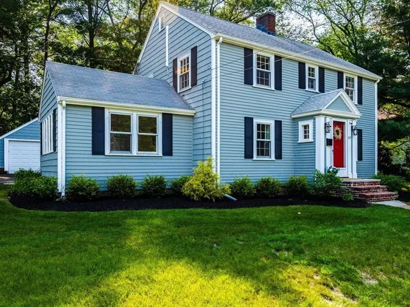 97 Summer Ave, Reading, MA 01867