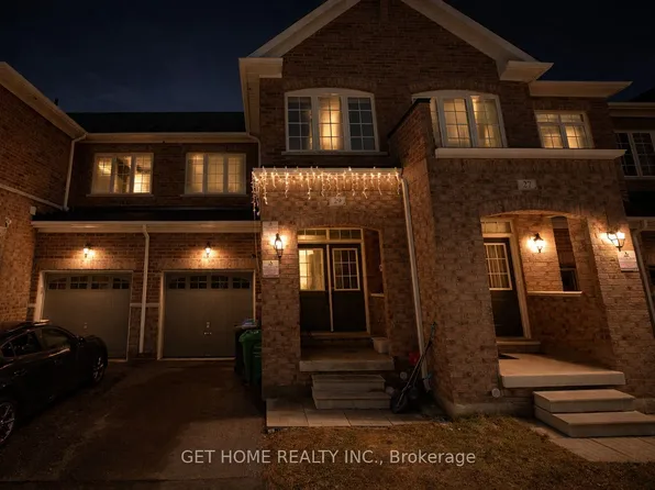 29 Goulston St, Brampton, ON L7A 5C2