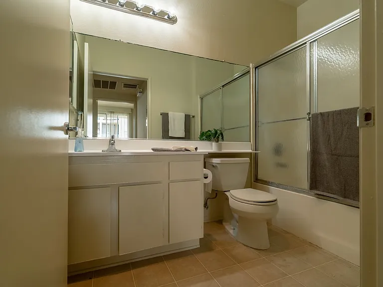 553StAn — Photo 11