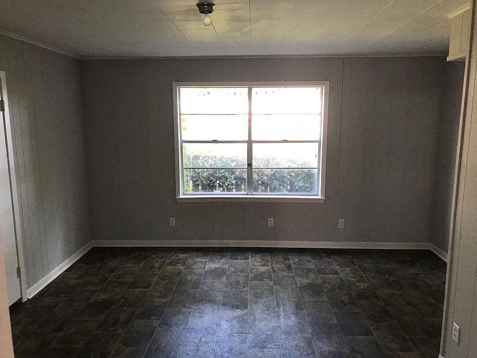 1st image of 217 S Church St APT 2