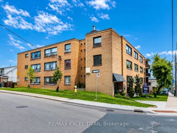 2515 Eglinton Ave W, Toronto, ON