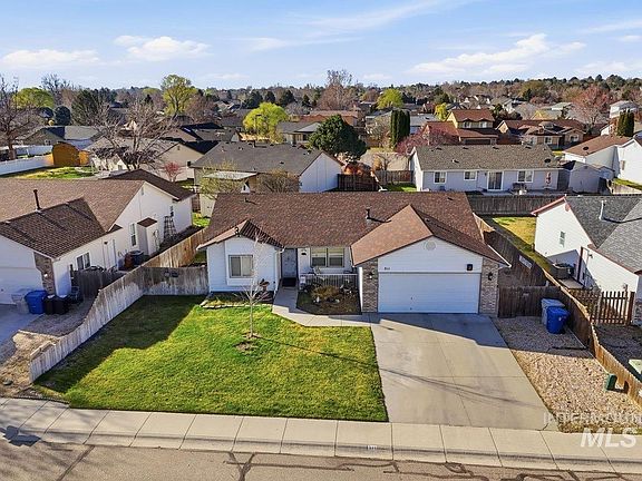 4th image of 511 S Valley Dr