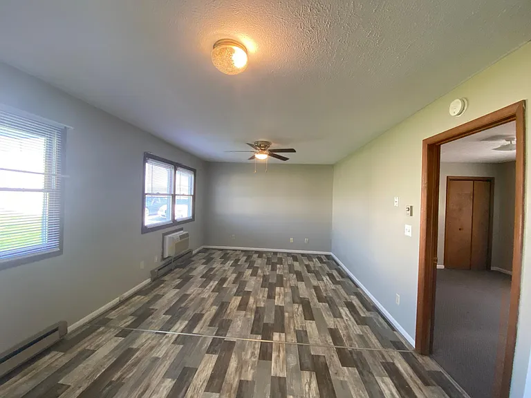 103 N Walnut St #2 — Photo 9