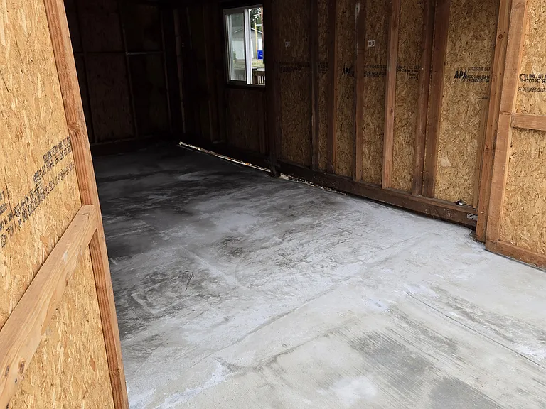 Workshop space with 100A electrical service available for additional fee