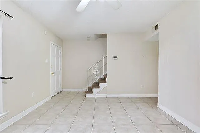 1729 Newport Pl #9 — Photo 3