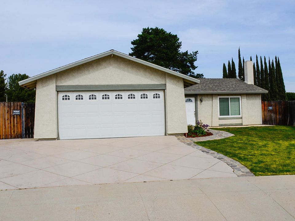 1st image of 6488 N Cornell Cir