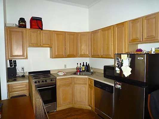 Rented by City Apt Group LLC | media 17