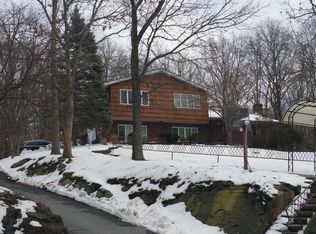 46 Milval Ln, Highland Mills, NY 10930