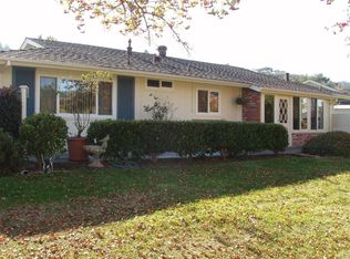 8 Glen Grn, Santa Rosa, CA 95409