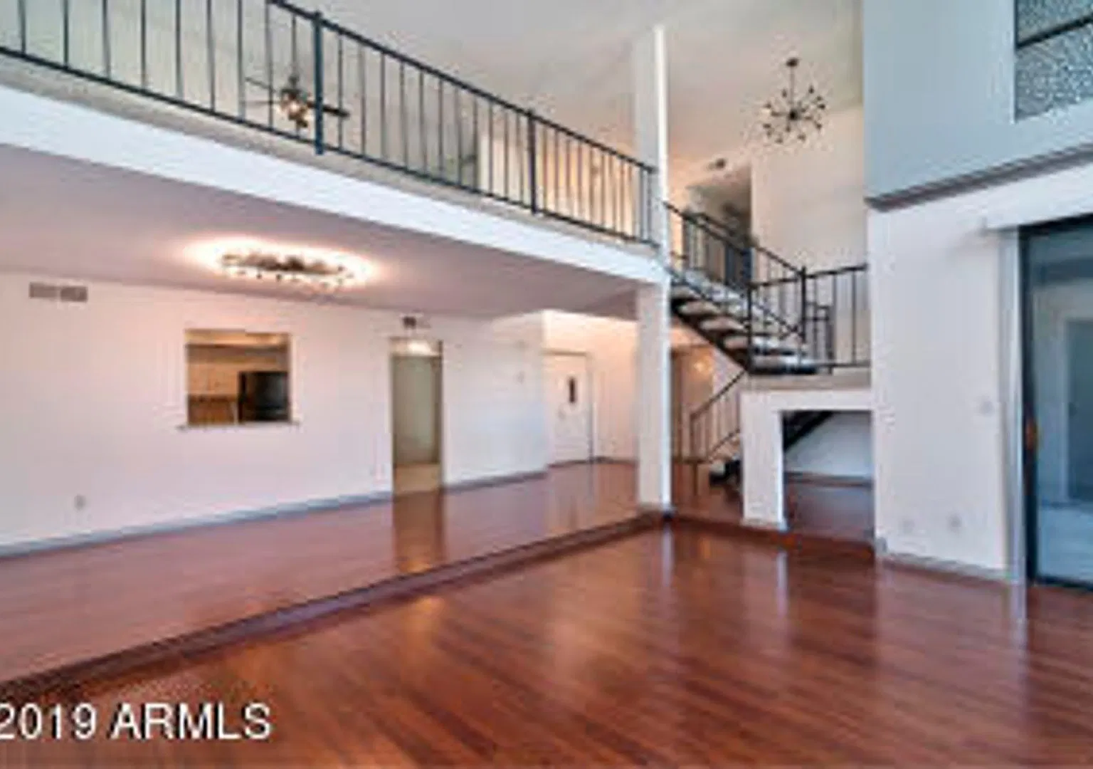 3 bed, 3.0 bath, 3313 sqft, $3,995 — Photo 4