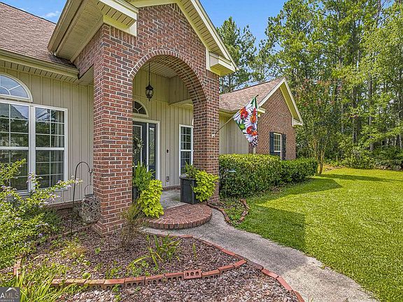 4th image of 259 Holly Haven Dr