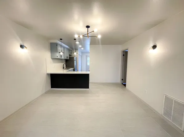 1100 Shasta Ave APT 8, McAllen, TX 78504