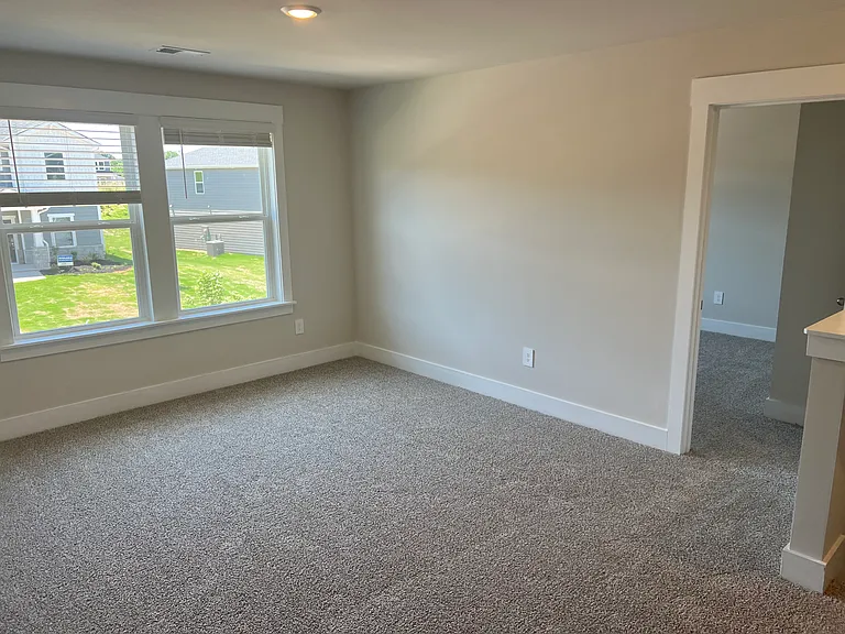 920 Burghley Cir — Photo 16