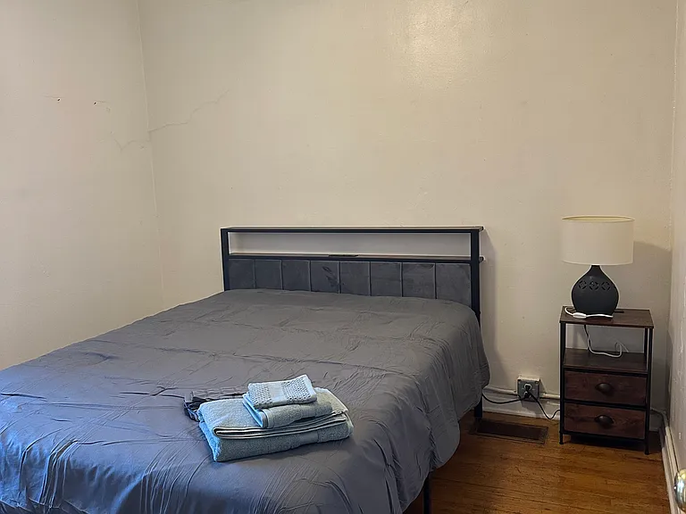 1434 N Corona St #4 — Photo 5