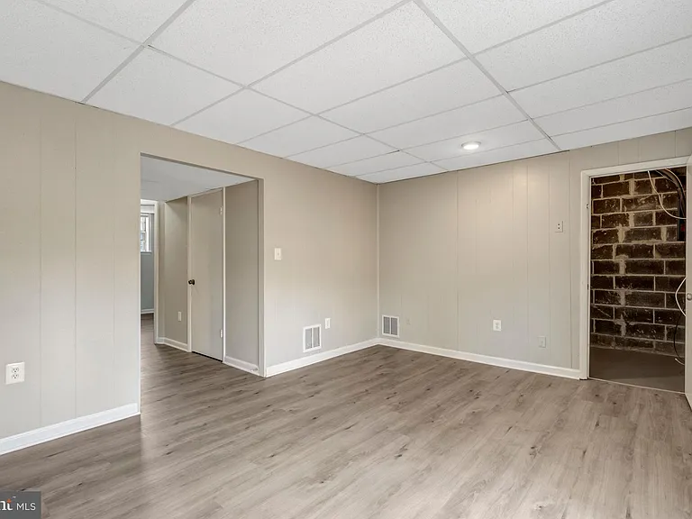 7065 Leewood Forest Dr — Photo 49
