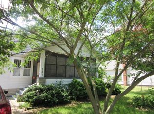 303 W Market St, Palestine, IL 62451