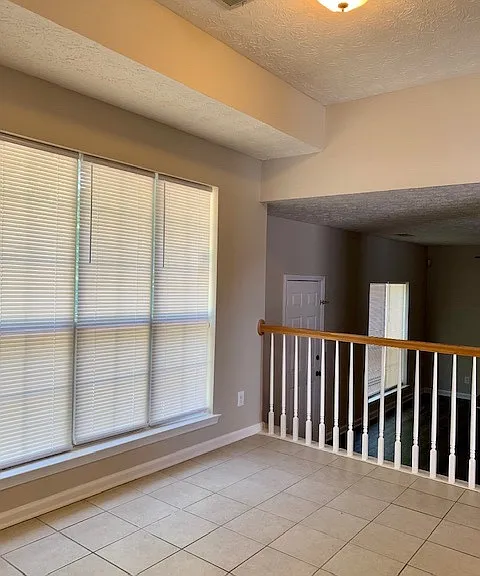 11728 Palmer Ct — Photo 10