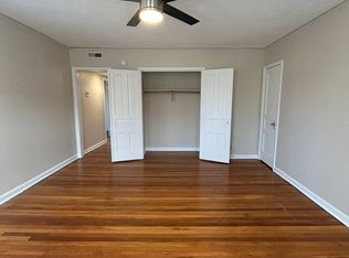 317 N 31st Ave APT 210, Omaha, NE 68131