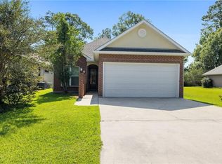 10 Pin Oak Ln, Hammond, LA 70401
