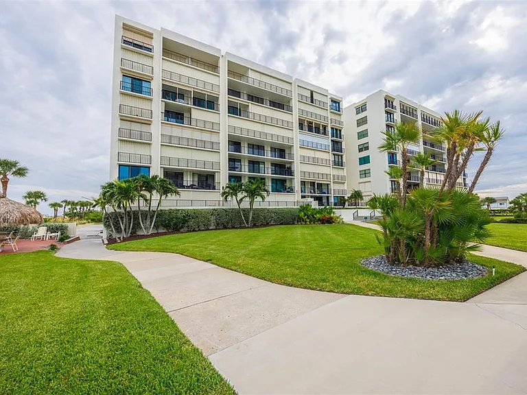 1400 Gulf Blvd #704 — Photo 29
