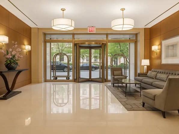 45 Park Avenue image 14 of 16