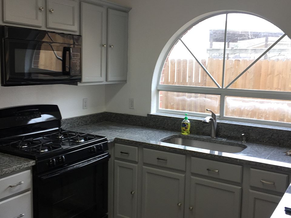 1st image of 1609 Park Dale