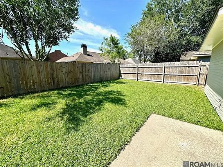 4126 Stumberg Ln — Photo 23