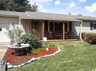 351 W 6th St, Auburn, KS 66402