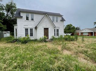402 E 6th St, Pawhuska, OK 74056