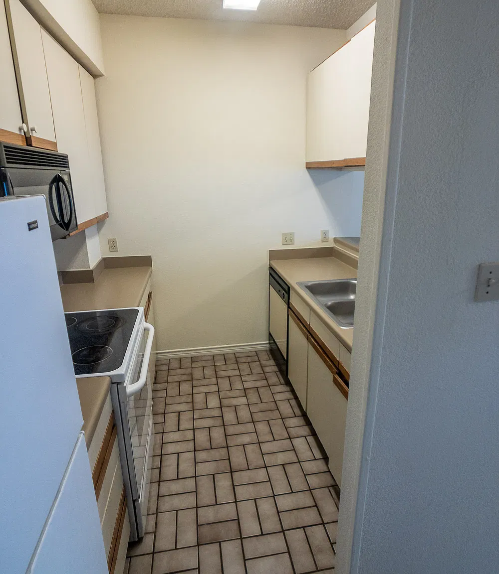3 bed, 2.5 bath, 1200 sqft, $2,650 — Photo 4