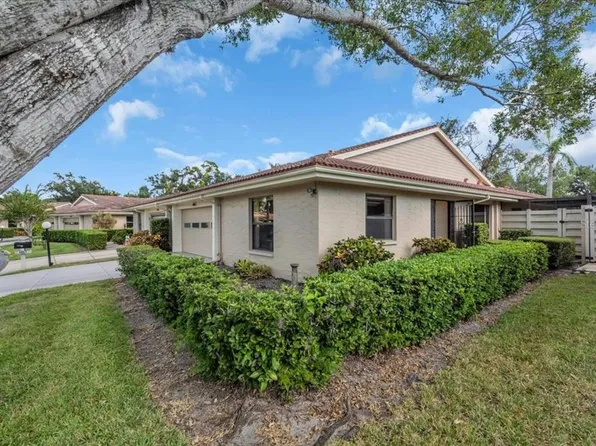 4565 Lakecrest Pl #18, Sarasota, FL 34233