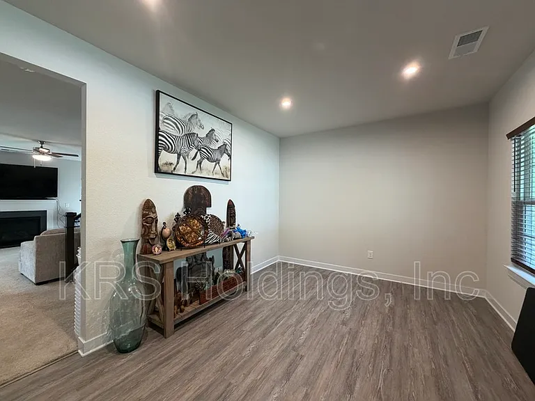 1730 Watershed Ct — Photo 7