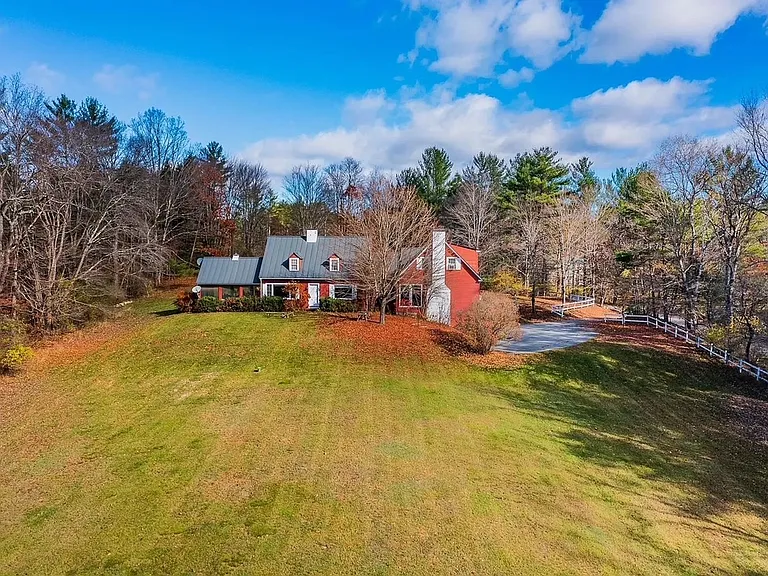 2312 Godfrey Rd — Photo 2