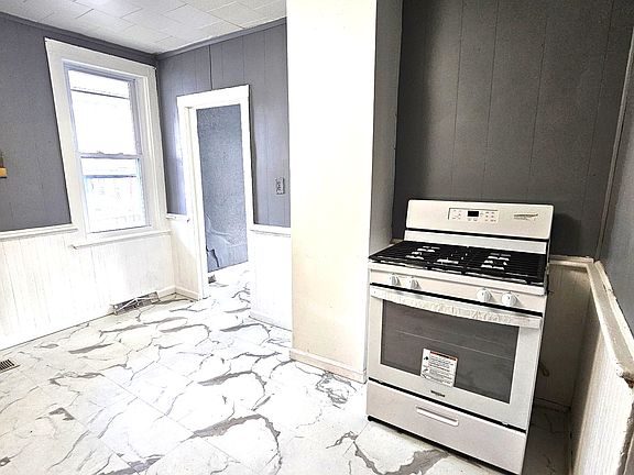 5th image of 501 Hampton St #1
