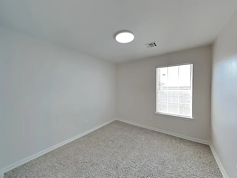 1117 Cedarcrest St — Photo 13