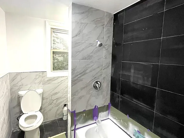265 W Runyon St #1B — Photo 2
