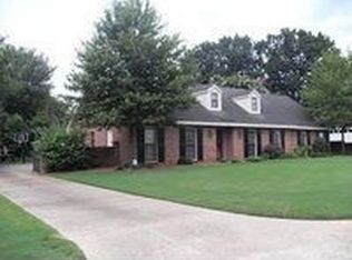 408 Derby Ln, Montgomery, AL 36109