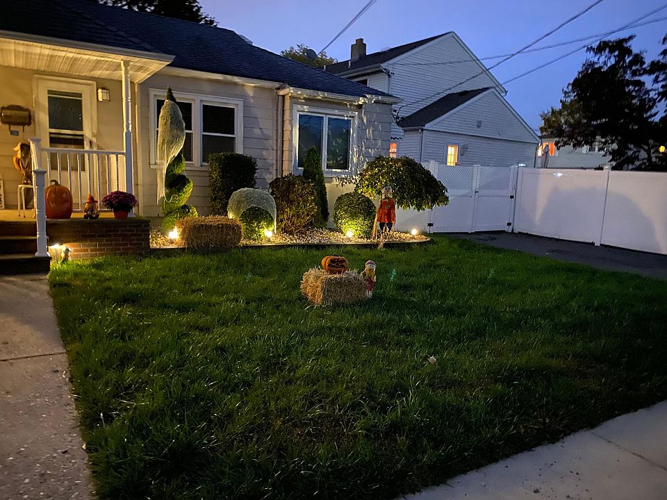1st image of 206 Sanford Ave
