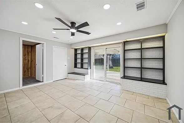 1703 Raintree St — Photo 8