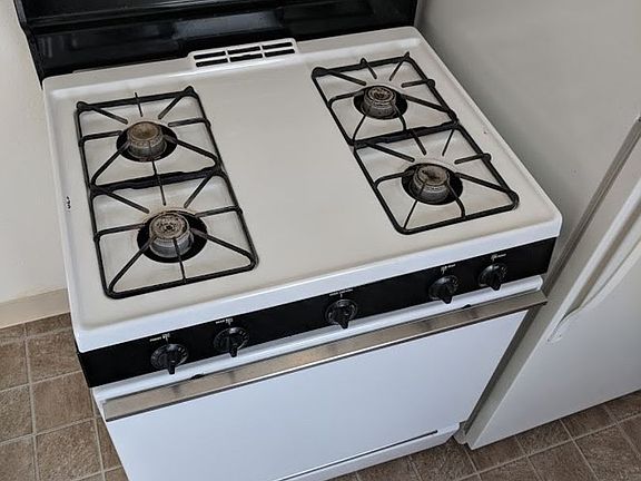 2nd image of 2171 Park Ave APT 3